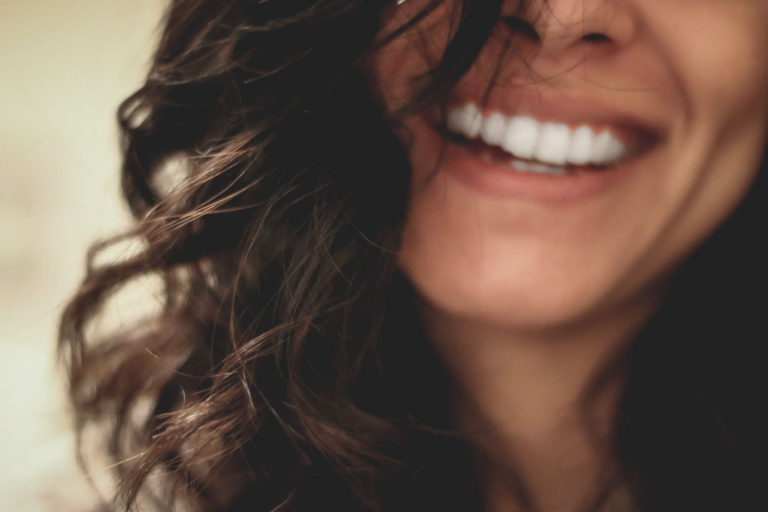 picture of a woman with a healthy smile